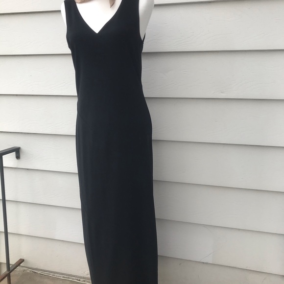 Black Express Tricot V Neck Maxi Dress💋💋 - Picture 2 of 6
